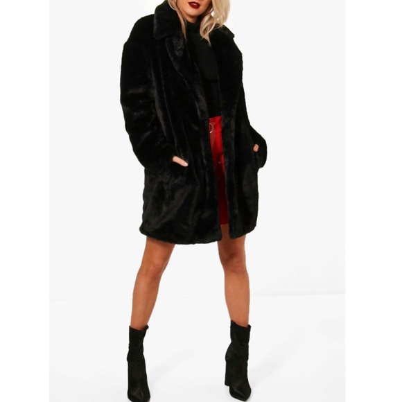 Boutique oversized collar faux fur coat - Picture 1 of 4